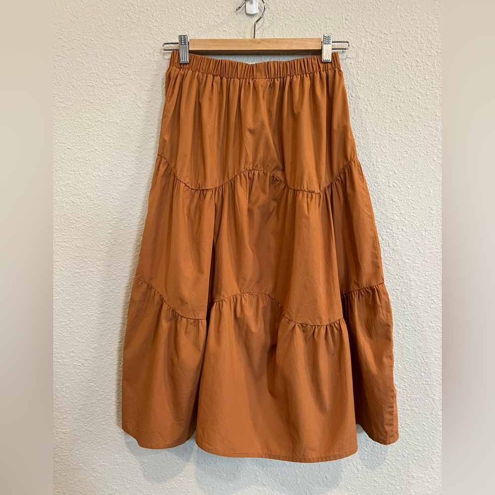 Mikarose Circle Tiered Button Skirt In Cognac Small - Picture 8 of 9